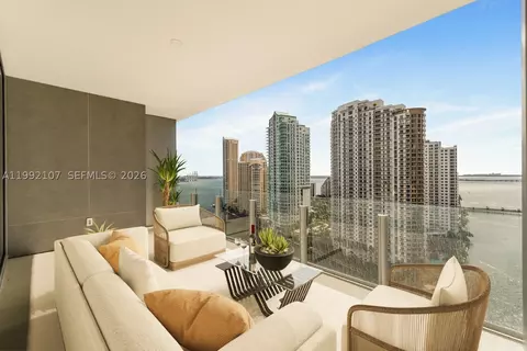 300 Biscayne Boulevard Way #2103C, Miami, FL 33131