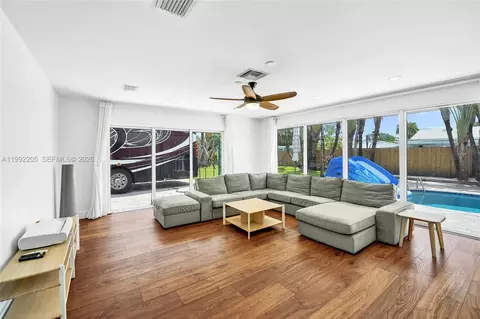 3350 N 40th St, Hollywood, FL 33021 photo 37