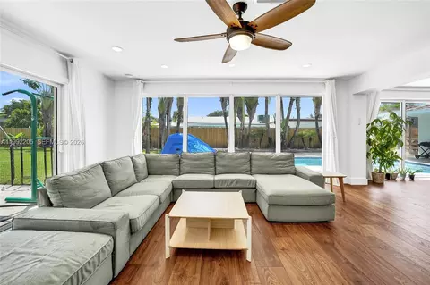 3350 N 40th St, Hollywood, FL 33021 photo 38
