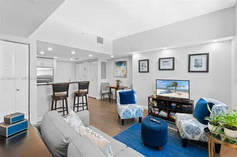 111 E Flagler St #909, Miami, FL 33131