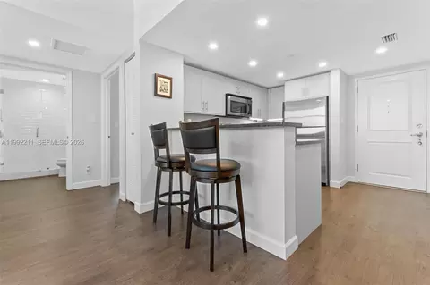 111 E Flagler St #909, Miami, FL 33131