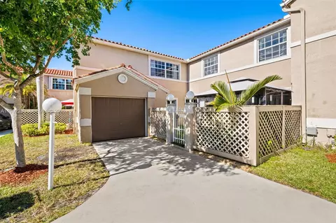 10997 Long Boat Dr, Hollywood, FL 33026