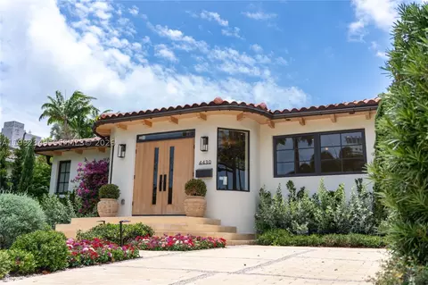 4430 Royal Palm Ave, Miami Beach, FL 33140