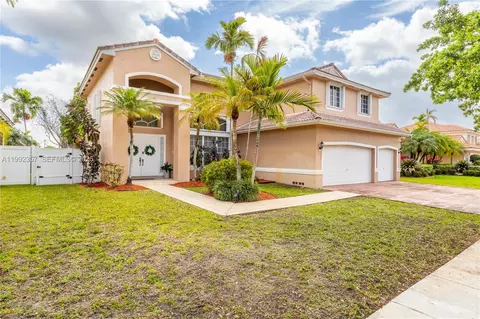 337 SW 188th Ter, Pembroke Pines, FL 33029