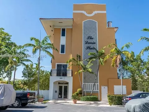 555 E Dania Beach Blvd #5, Dania Beach, FL 33004
