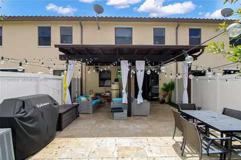 Exterior - 3323 W 90th Ter, Hialeah, FL 33018 photo 2 of 2