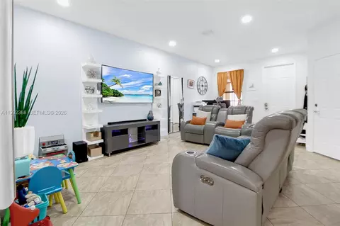 Other - 3323 W 90th Ter, Hialeah, FL 33018 photo 6 of 7