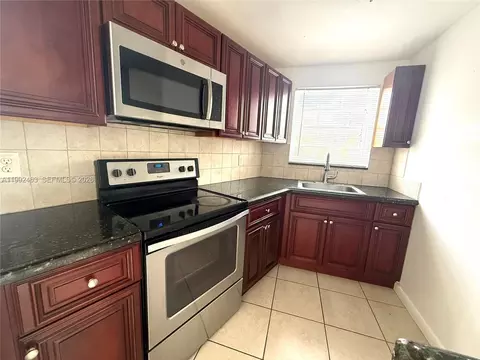 1780 79th St Cswy #C214, North Bay Village, FL 33141