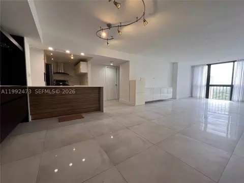 2333 Brickell Ave #2310, Miami, FL 33129