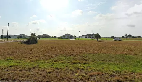 14 Redwood, Port Charlotte, FL 33946