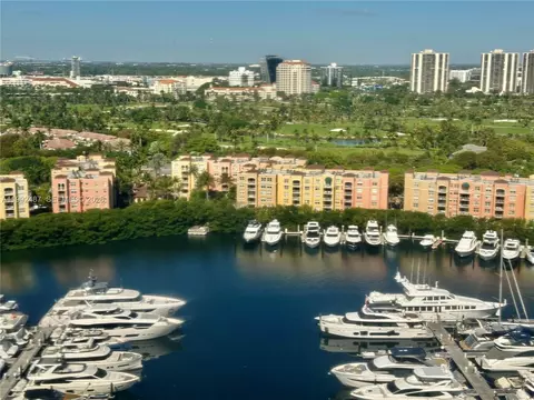 19667 Turnberry Way #22E, Aventura, FL 33180