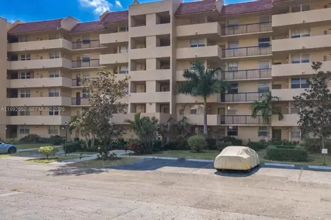 3671 Environ Blvd #368, Lauderhill, FL 33319