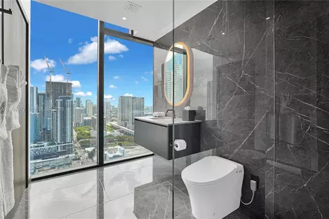 20 NE 11th St #2710, Miami, FL 33132