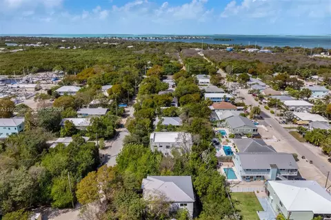 View/Area - 20 Coral Dr, Key Largo, FL 33037 photo 12 of 18