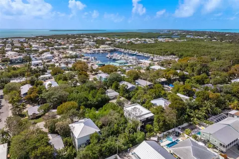 View/Area - 20 Coral Dr, Key Largo, FL 33037 photo 14 of 18
