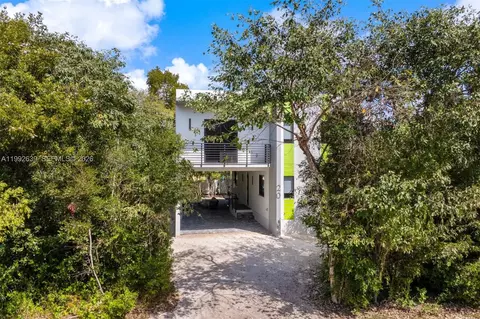 Exterior - 20 Coral Dr, Key Largo, FL 33037 photo 12 of 12