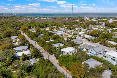 View/Area - 20 Coral Dr, Key Largo, FL 33037 photo 10 of 18
