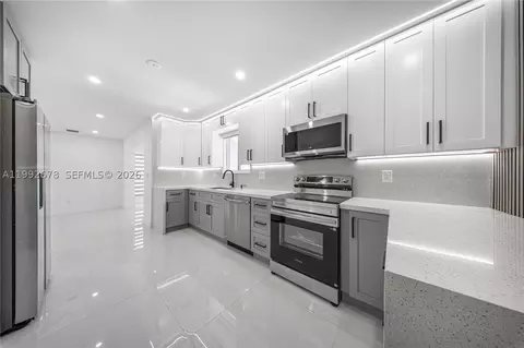 17860 SW 110th Ct, Miami, FL 33157
