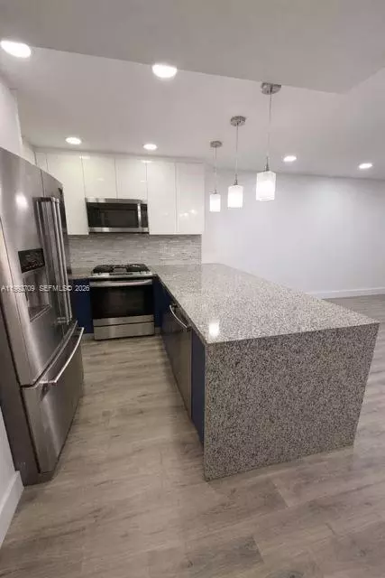 1555 W 44th Pl #247, Hialeah, FL 33012