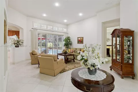 Living - Undisclosed, Jupiter, FL 33458 photo 1 of 2
