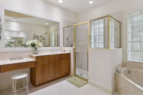 Bath - Undisclosed, Jupiter, FL 33458 photo 1 of 4