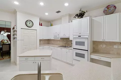 Kitchen - Undisclosed, Jupiter, FL 33458 photo 4 of 5