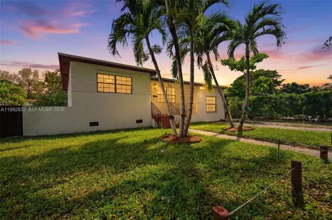 6336 SW 9th St, West Miami, FL 33144