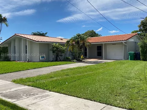 20020 Bel Aire Dr, Cutler Bay, FL 33189