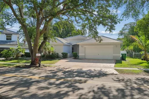 2025 SW 90th Ave, Miramar, FL 33025