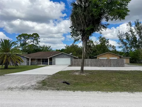 13587 N 77th Pl N, West Palm Beach, FL 33412