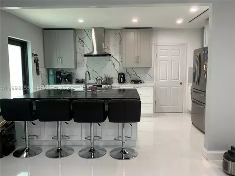 201 SW 62nd Ave, Miami, FL 33144