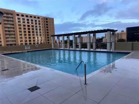 4242 NW 2nd St #1116, Miami, FL 33126