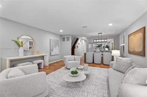 3274 Gifford Ln, Miami, FL 33133