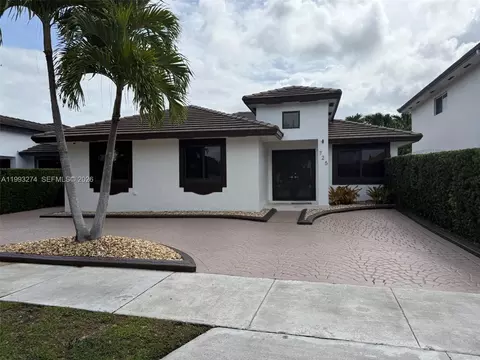 725 NW 135th Ct, Miami, FL 33182