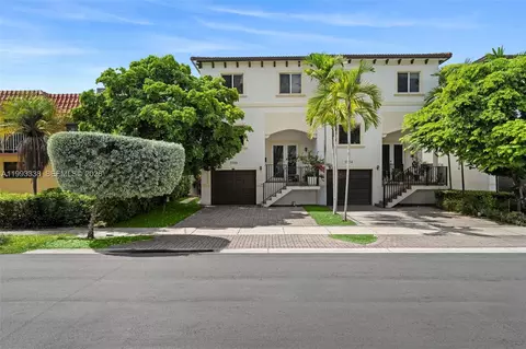 3506 NE 166th St #4, North Miami Beach, FL 33160