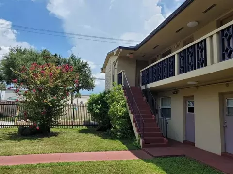 3901 SW 78th Ct #221, Miami, FL 33155