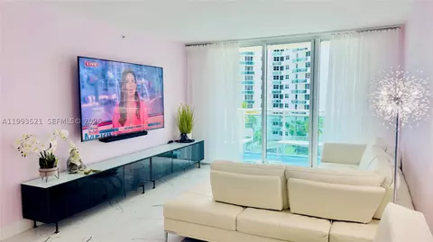 3000 S Ocean Dr #606, Hollywood, FL 33019