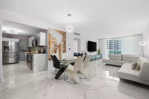 3000 S Ocean Dr #606, Hollywood, FL 33019