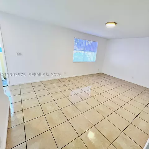 5721 Blueberry Ct #125, Lauderhill, FL 33313