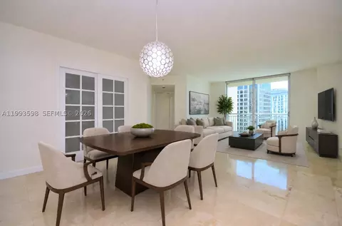 9055 SW 73rd Ct #1106, Miami, FL 33156