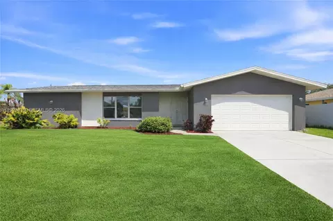 3805 SE 12 Ave, Cape Coral, FL 33904