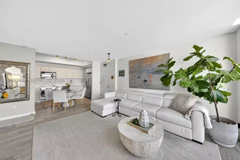 4250 Biscayne Blvd #609, Miami, FL 33137