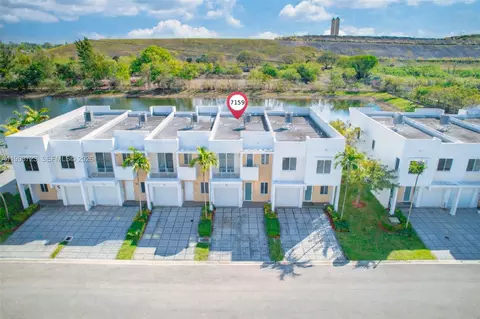 7159 NW 102nd Pl, Doral, FL 33178