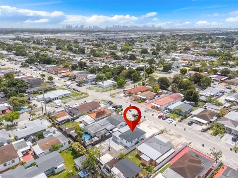 View/Area - 667 E 20th St, Hialeah, FL 33013 photo 2 of 3