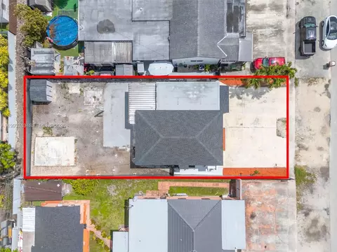 View/Area - 667 E 20th St, Hialeah, FL 33013 photo 1 of 3