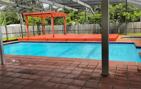 7321 SW 123rd St, Pinecrest, FL 33156