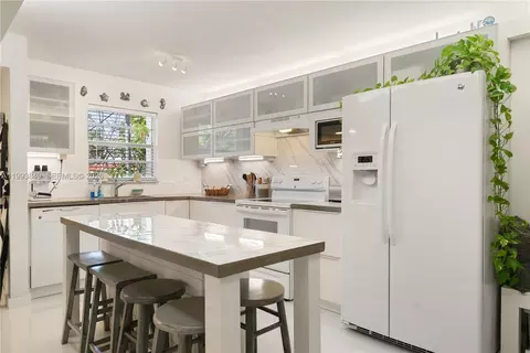 300 Ocean Dr #26, Key Largo, FL 33037