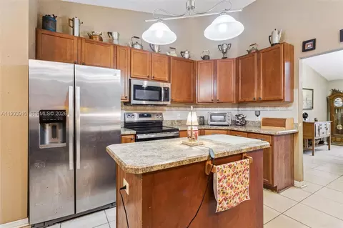 Kitchen - 14170 SE 4th St, Williston, FL 32696 photo 1 of 6
