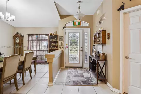 Entry Way - 14170 SE 4th St, Williston, FL 32696 photo 2 of 2