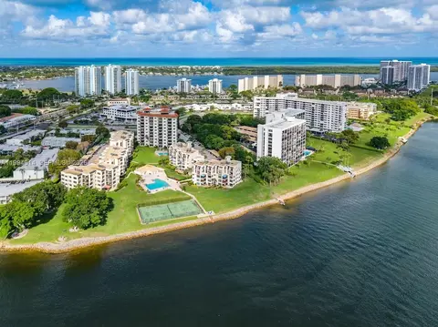 364 Golfview Rd #505, North Palm Beach, FL 33408